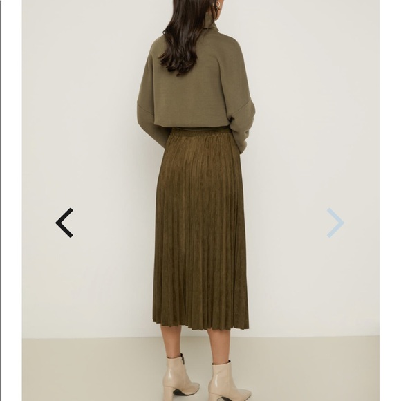 OAK + FORT Pleated Skirt - Picture 3 of 6